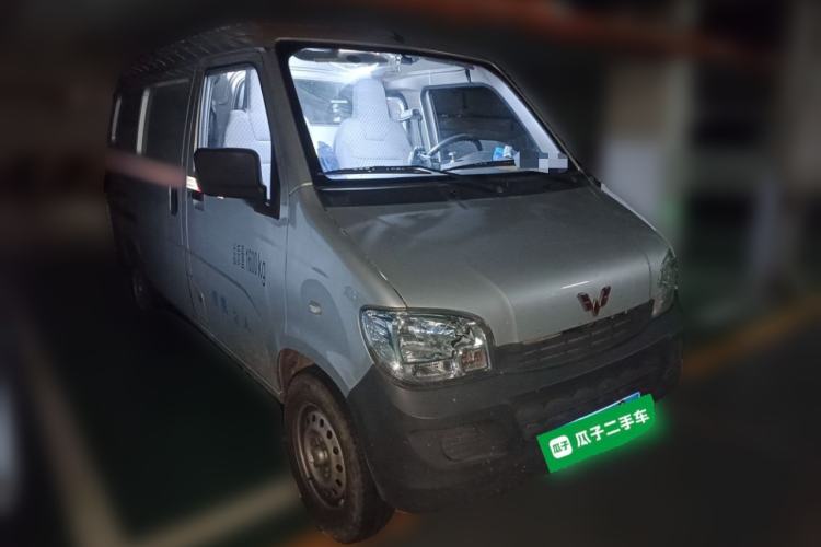 Used Wuling Zhiguang 2023 1.5L Utility Version with Enclosed Windows 2 Seats Front Right 45 Deg