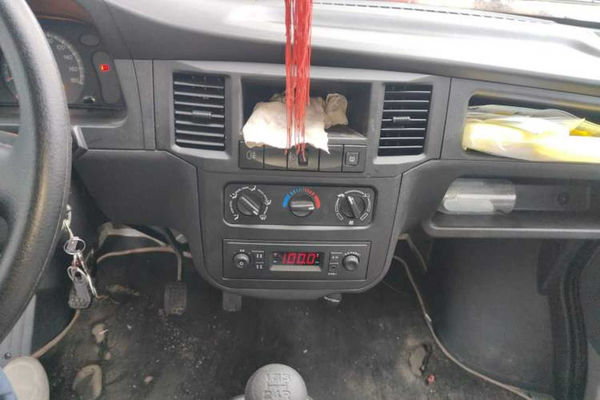 Used Wuling Zhiguang 2023 1.5L Practical Version 5/7 Seats Audio And AC Panel