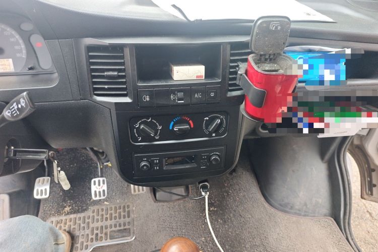 Used Wuling Zhiguang 2023 1.5L Practical Version 5/7 Seats Audio And AC Panel
