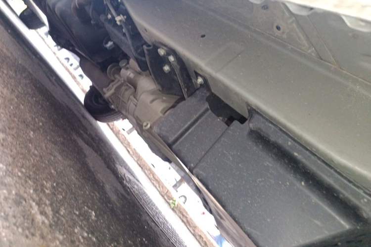 Used Wuling Zhiguang 2023 1.5L Practical Version 5/7 Seats Chassis Front Right