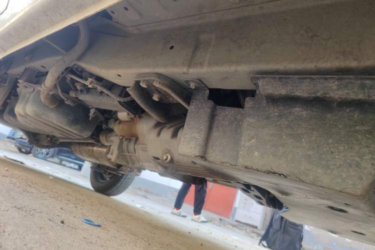 Used Wuling Zhiguang 2023 1.5L Practical Version 5/7 Seats Chassis Front Right