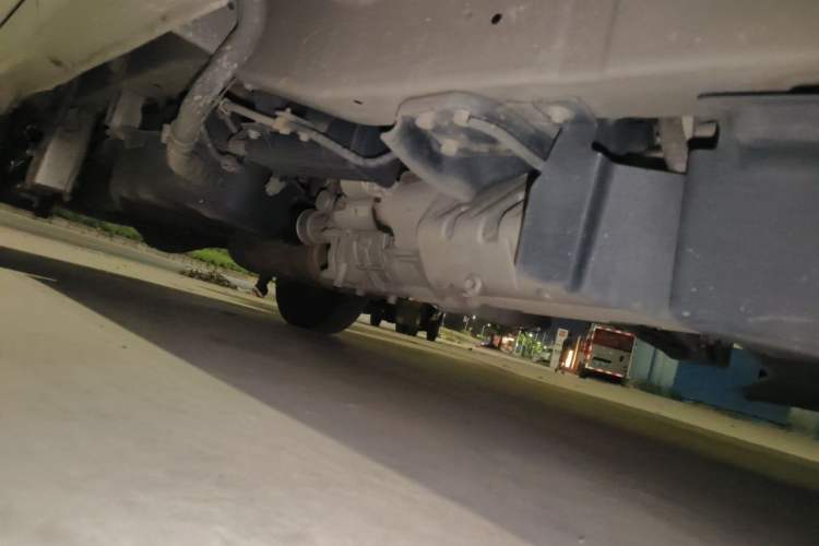 Used Wuling Zhiguang 2023 1.5L Practical Version 5/7 Seats Chassis Front Right