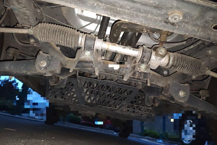 Used Wuling Zhiguang 2023 1.5L Utility Version with Enclosed Windows 2 Seats Chassis Front