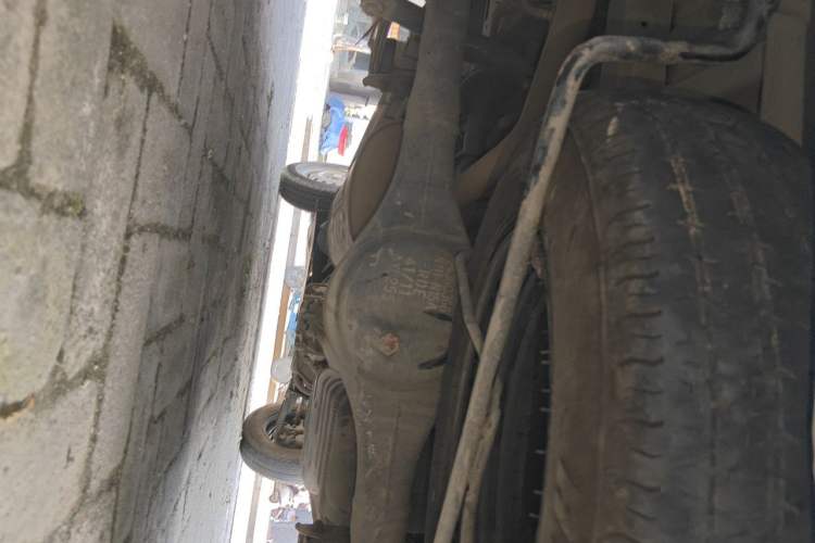 Used Wuling Zhiguang 2023 1.5L Utility Version with Enclosed Windows 2 Seats Chassis Rear