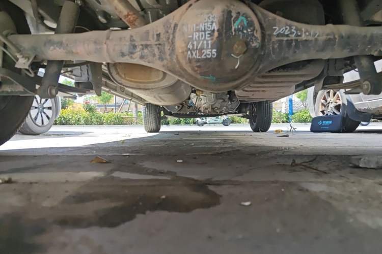 Used Wuling Zhiguang 2023 1.5L Practical Version 5/7 Seats Chassis Rear