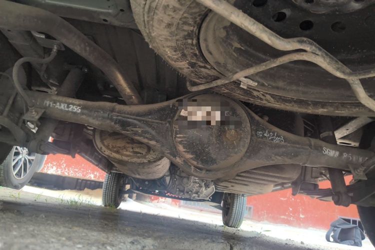 Used Wuling Zhiguang 2023 1.5L Practical Version 5/7 Seats Chassis Rear