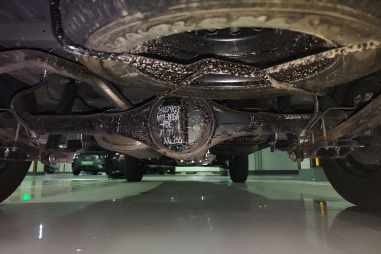Used Wuling Zhiguang 2023 1.5L Practical Version 5/7 Seats Chassis Rear
