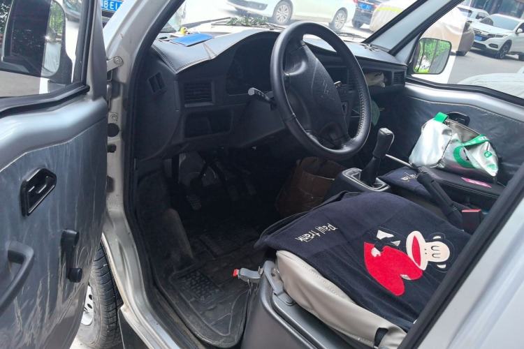 Used Wuling Zhiguang 2023 1.5L Practical Version 5/7 Seats Driver Seat