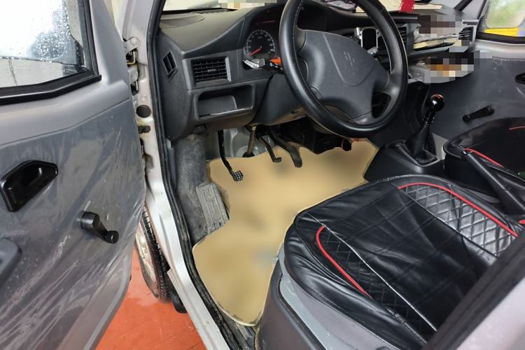 Used Wuling Zhiguang 2023 1.5L Practical Version 5/7 Seats Driver Seat