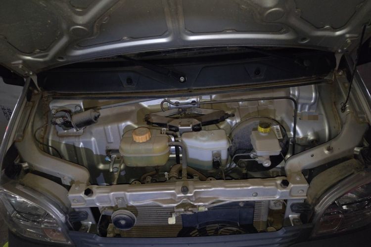 Used Wuling Zhiguang 2023 1.5L Practical Version 5/7 Seats Engine Bay