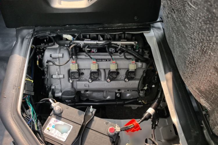 Used Wuling Zhiguang 2023 1.5L Practical Version 5/7 Seats Engine Bay