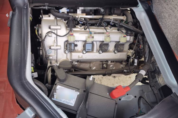 Used Wuling Zhiguang 2023 1.5L Practical Version 5/7 Seats Engine Bay