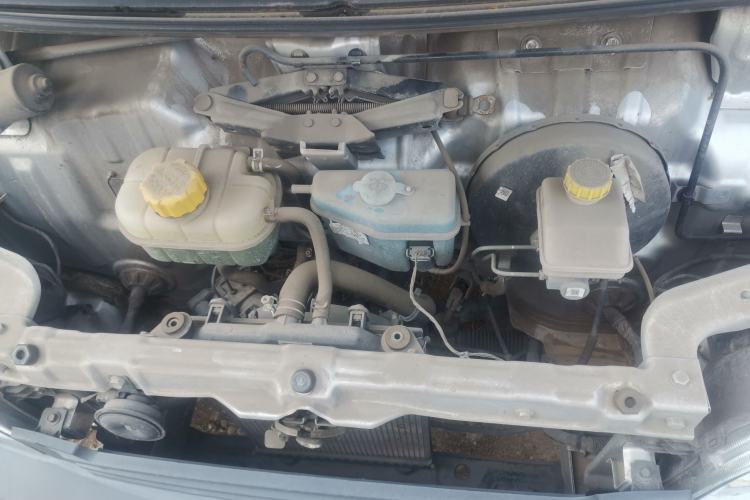 Used Wuling Zhiguang 2023 1.5L Practical Version 5/7 Seats Engine Bay