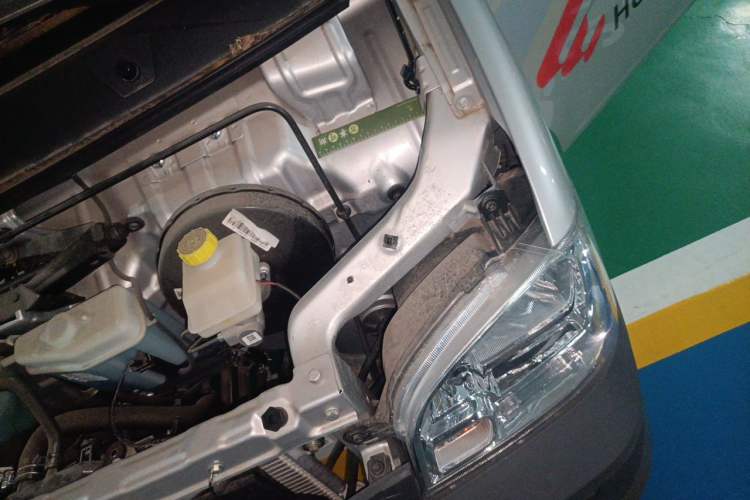 Used Wuling Zhiguang 2023 1.5L Utility Version with Enclosed Windows 2 Seats Engine Bay Left