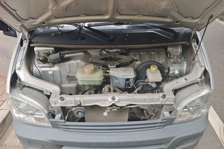 Used Wuling Zhiguang 2023 1.5L Practical Version 5/7 Seats Engine Bay