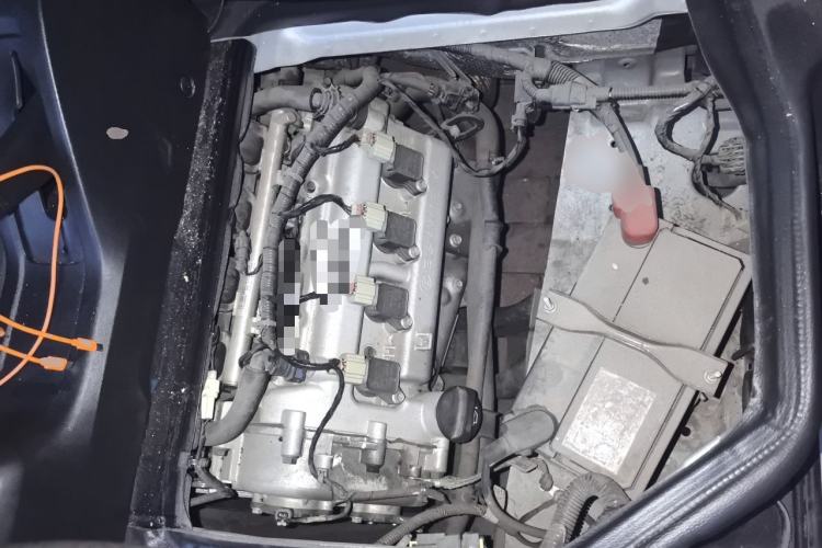 Used Wuling Zhiguang 2023 1.5L Practical Version 5/7 Seats Engine Bay
