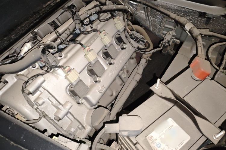 Used Wuling Zhiguang 2023 1.5L Utility Version with Enclosed Windows 2 Seats Engine Bay