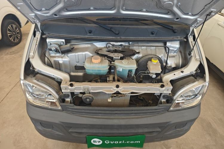 Used Wuling Zhiguang 2023 1.5L Practical Version 5/7 Seats Engine Bay
