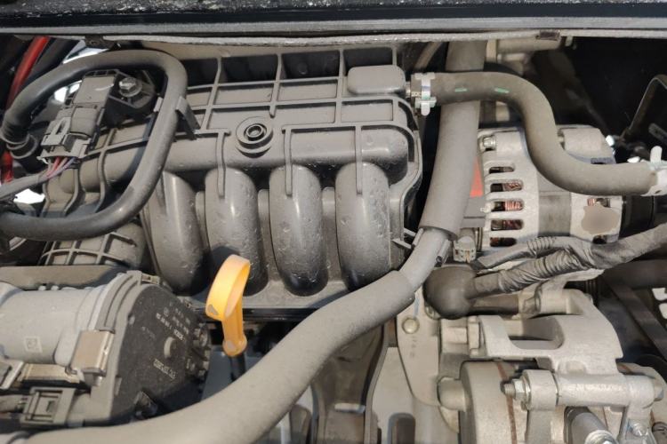 Used Wuling Zhiguang 2023 1.5L Practical Version 5/7 Seats Engine Bay
