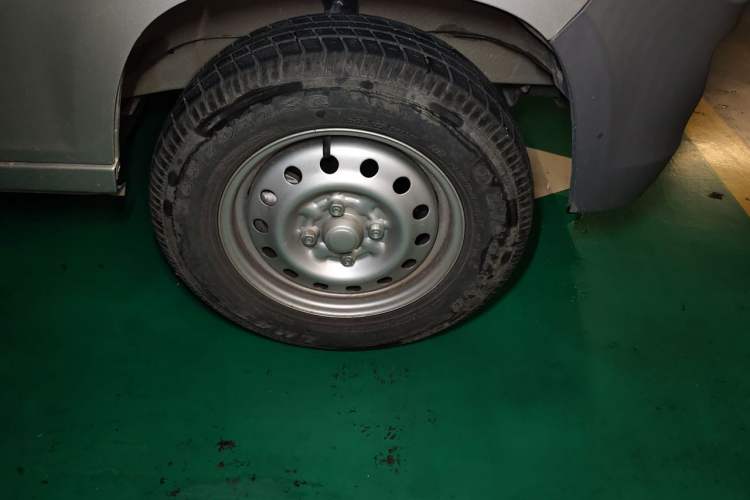 Used Wuling Zhiguang 2023 1.5L Practical Version 5/7 Seats Exterior 1