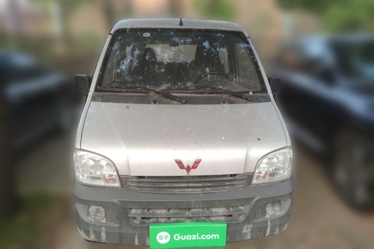 Used Wuling Zhiguang 2023 1.5L Practical Version 5/7 Seats Exterior 1