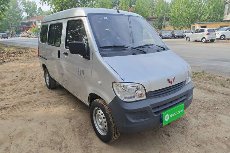 Used Wuling Zhiguang 2023 1.5L Practical Version 5/7 Seats Exterior 1