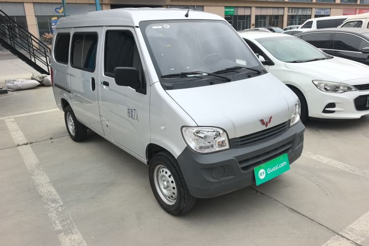 Used Wuling Zhiguang 2023 1.5L Practical Version 5/7 Seats Exterior 1