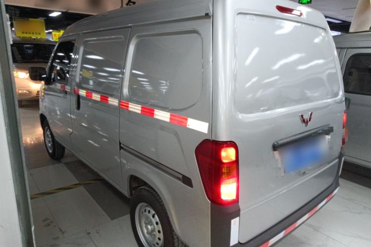 Used Wuling Zhiguang 2023 1.5L Utility Version with Enclosed Windows 2 Seats Exterior 2