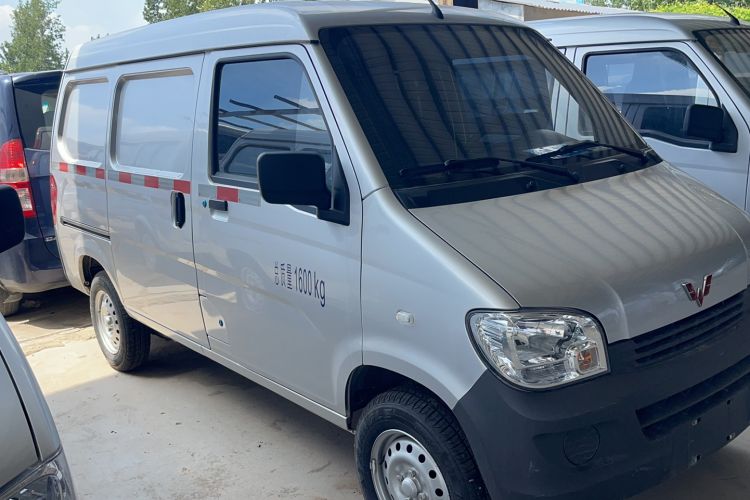 Used Wuling Zhiguang 2023 1.5L Utility Version with Enclosed Windows 2 Seats Exterior 2