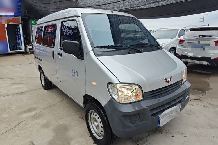 Used Wuling Zhiguang 2023 1.5L Practical Version 5/7 Seats Exterior 2