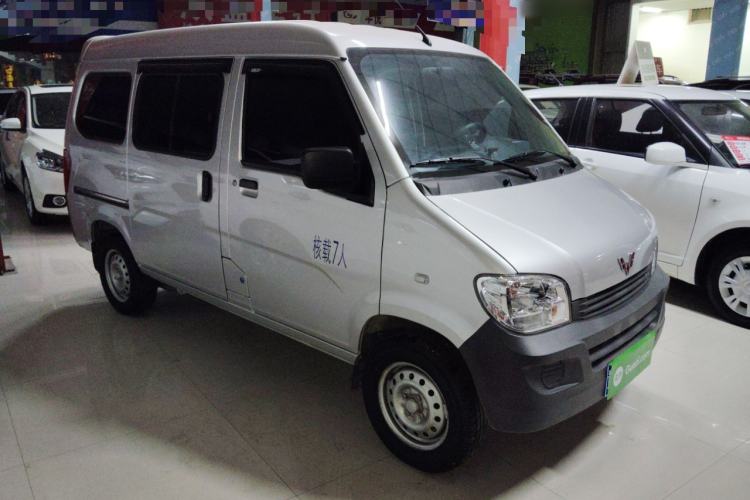 Used Wuling Zhiguang 2023 1.5L Practical Version 5/7 Seats Exterior 2