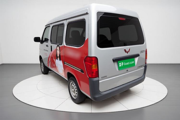 Used Wuling Zhiguang 2023 1.5L Practical Version 5/7 Seats Exterior 3