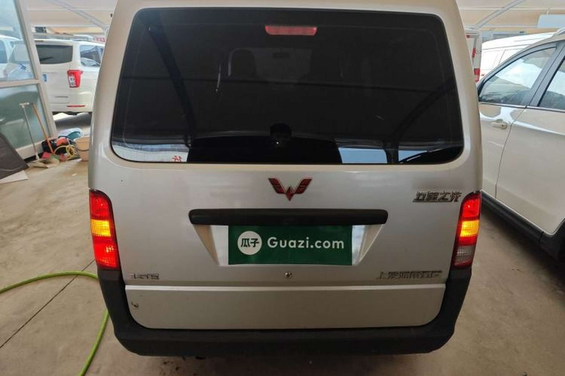 Used Wuling Zhiguang 2023 1.5L Practical Version 5/7 Seats Exterior 4