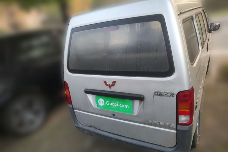 Used Wuling Zhiguang 2023 1.5L Practical Version 5/7 Seats Exterior 4
