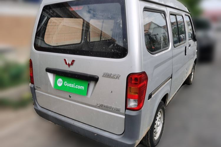 Used Wuling Zhiguang 2023 1.5L Practical Version 5/7 Seats Exterior 5