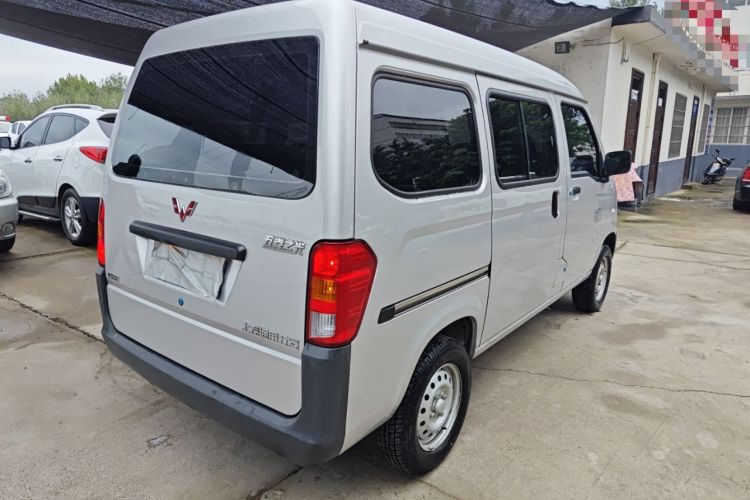 Used Wuling Zhiguang 2023 1.5L Practical Version 5/7 Seats Exterior 5