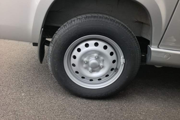 Used Wuling Zhiguang 2023 1.5L Practical Version 5/7 Seats Exterior 5