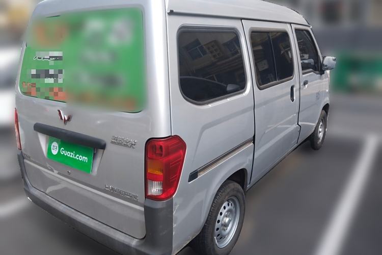 Used Wuling Zhiguang 2023 1.5L Practical Version 5/7 Seats Exterior 5