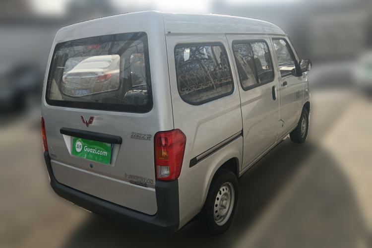 Used Wuling Zhiguang 2023 1.5L Practical Version 5/7 Seats Exterior 5