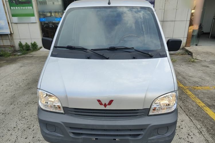 Used Wuling Zhiguang 2023 1.5L Practical Version 5/7 Seats Front