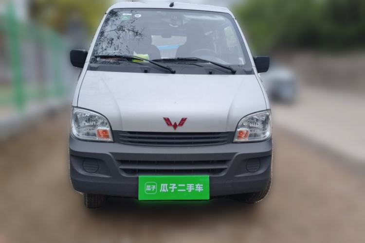 Used Wuling Zhiguang 2023 1.5L Practical Version 5/7 Seats Front