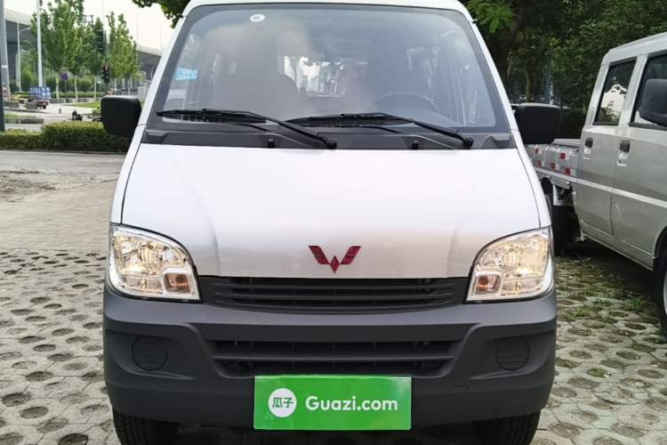 Used Wuling Zhiguang 2023 1.5L Practical Version 5/7 Seats Front
