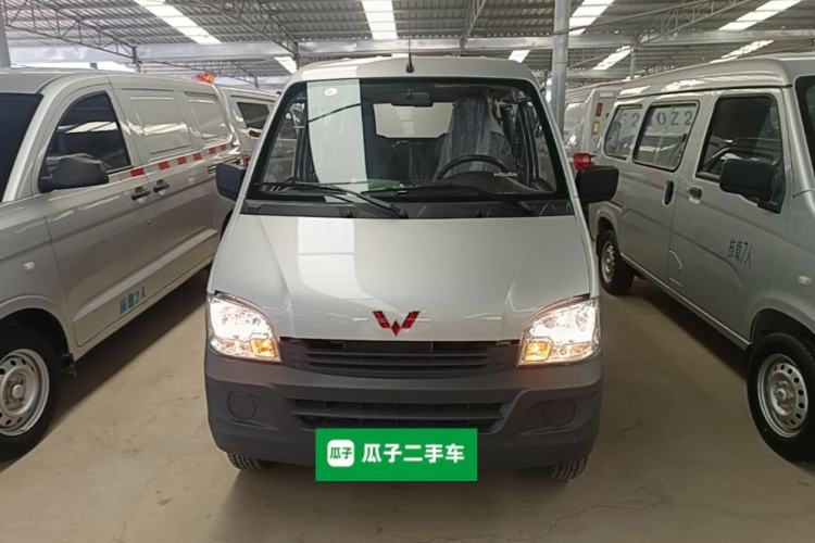 Used Wuling Zhiguang 2023 1.5L Practical Version 5/7 Seats Front