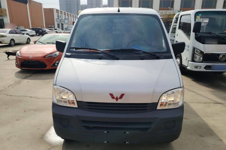 Used Wuling Zhiguang 2023 1.5L Practical Version 5/7 Seats Front