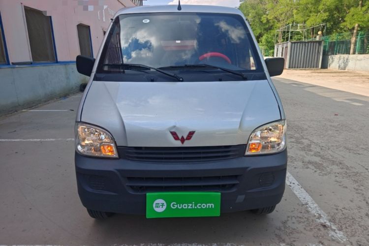 Used Wuling Zhiguang 2023 1.5L Practical Version 5/7 Seats Front