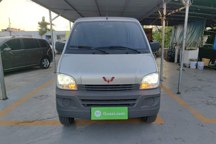 Used Wuling Zhiguang 2023 1.5L Practical Version 5/7 Seats Front