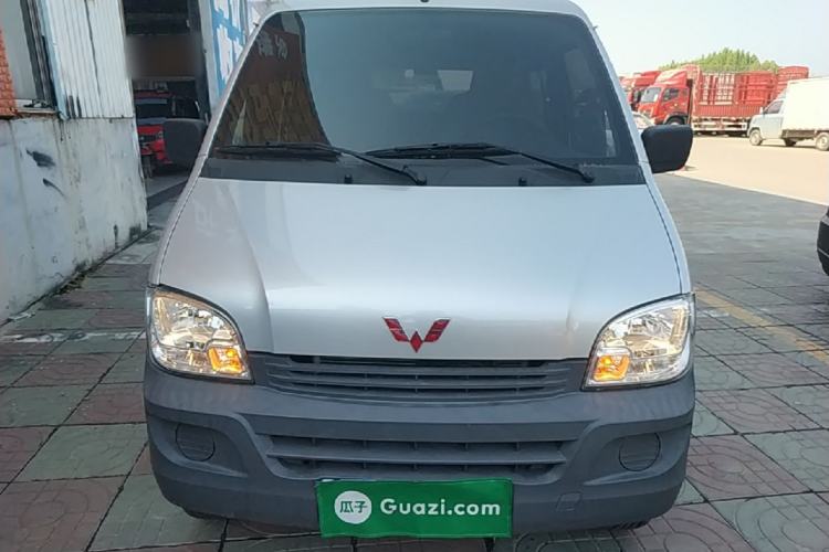 Used Wuling Zhiguang 2023 1.5L Practical Version 5/7 Seats Front