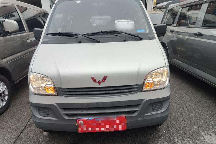 Used Wuling Zhiguang 2023 1.5L Practical Version 5/7 Seats Front