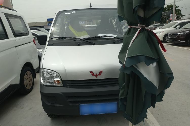 Used Wuling Zhiguang 2023 1.5L Practical Version 5/7 Seats Front