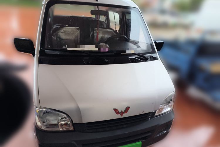Used Wuling Zhiguang 2023 1.5L Practical Version 5/7 Seats Front